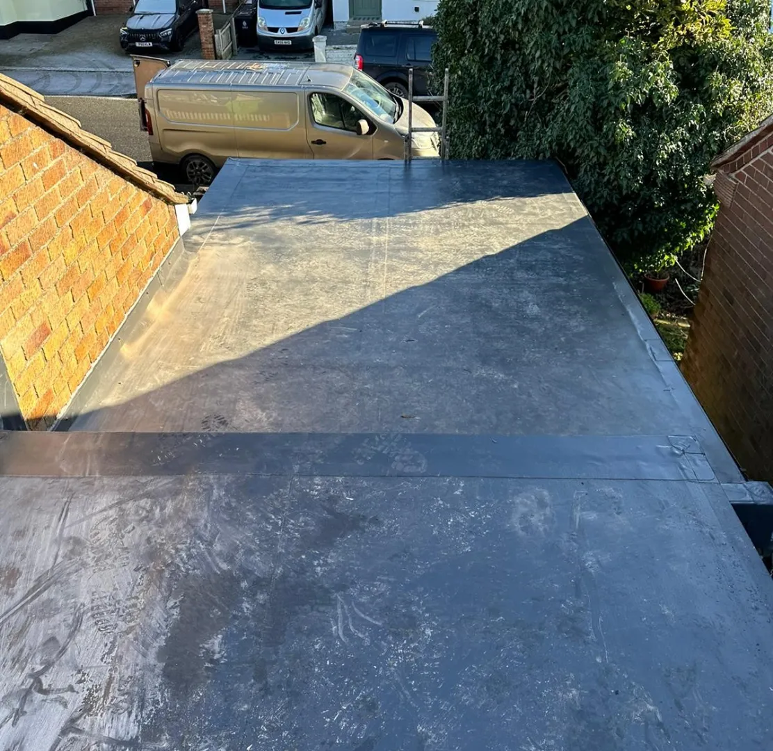 Flat roof on a house extension